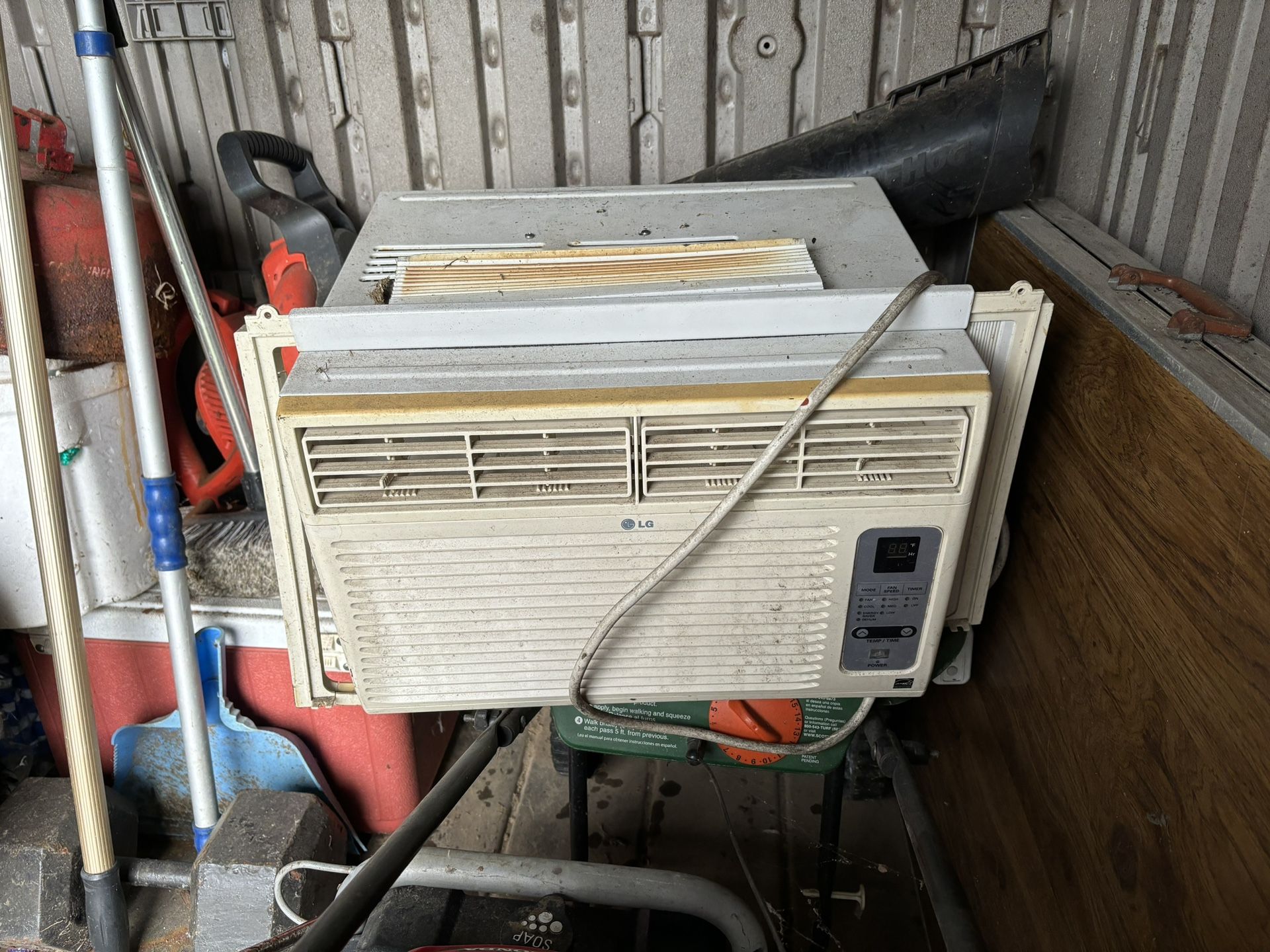 AC Window Unit