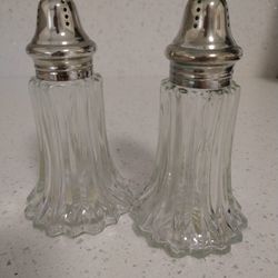 Set of Two Vintage Salt and Pepper Shakers

  with Box
