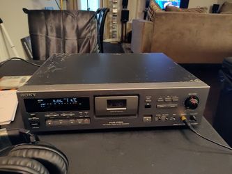 Sony PCM-R300 Digital Audio Recorder 