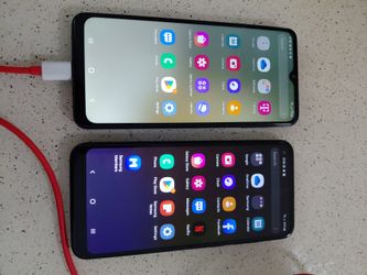 2 Samsung Phones