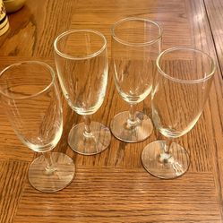 Wine Glasses (4)