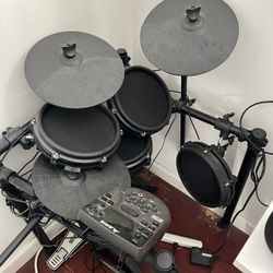 Drum Set 