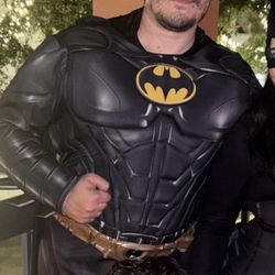 Batman Padded Muscle Men’s Costume Size L With Mask