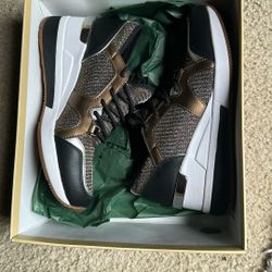 Michael Kors Size 6