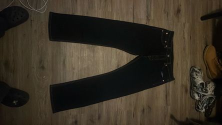 Levis
