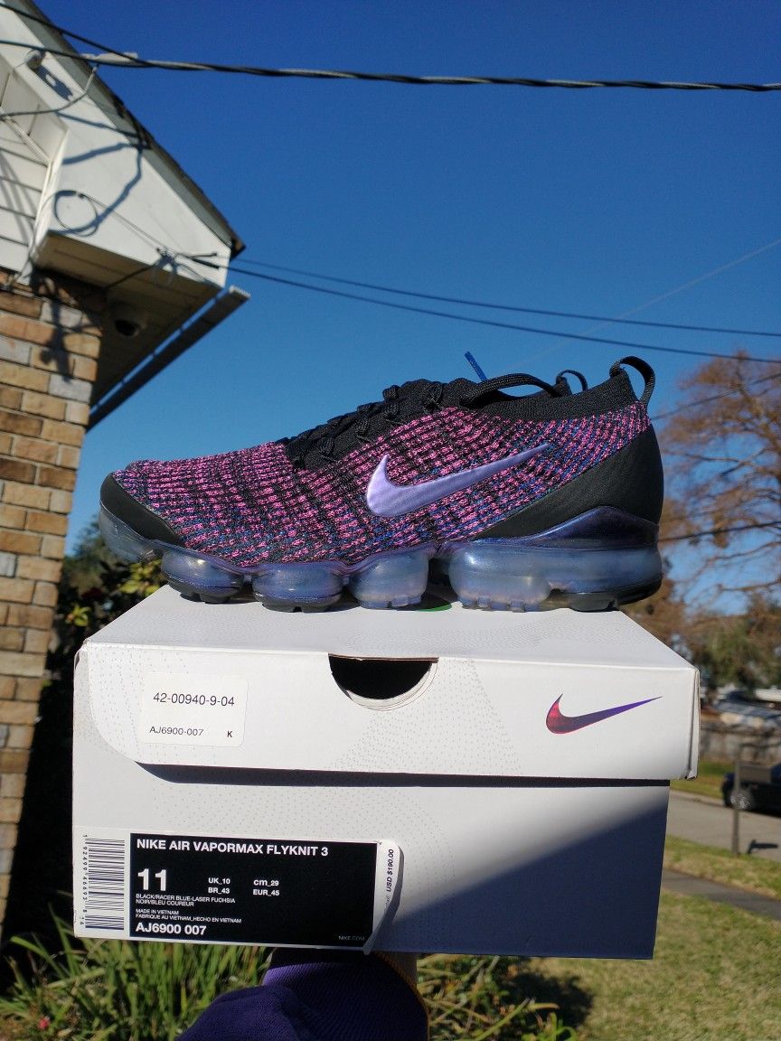 New Nike Air Vapormax Flyknit Men Size 11