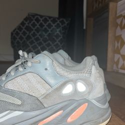 Yeezy 700