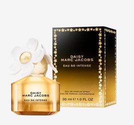 Daisy Marc Jacob’s