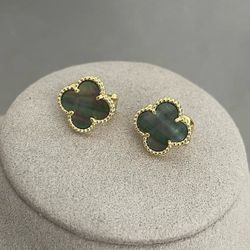 VCA Gray Mother Of Pearl Stud Earrings 