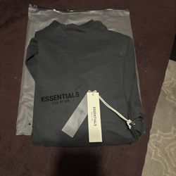 Black Essentials hoodie 🔥