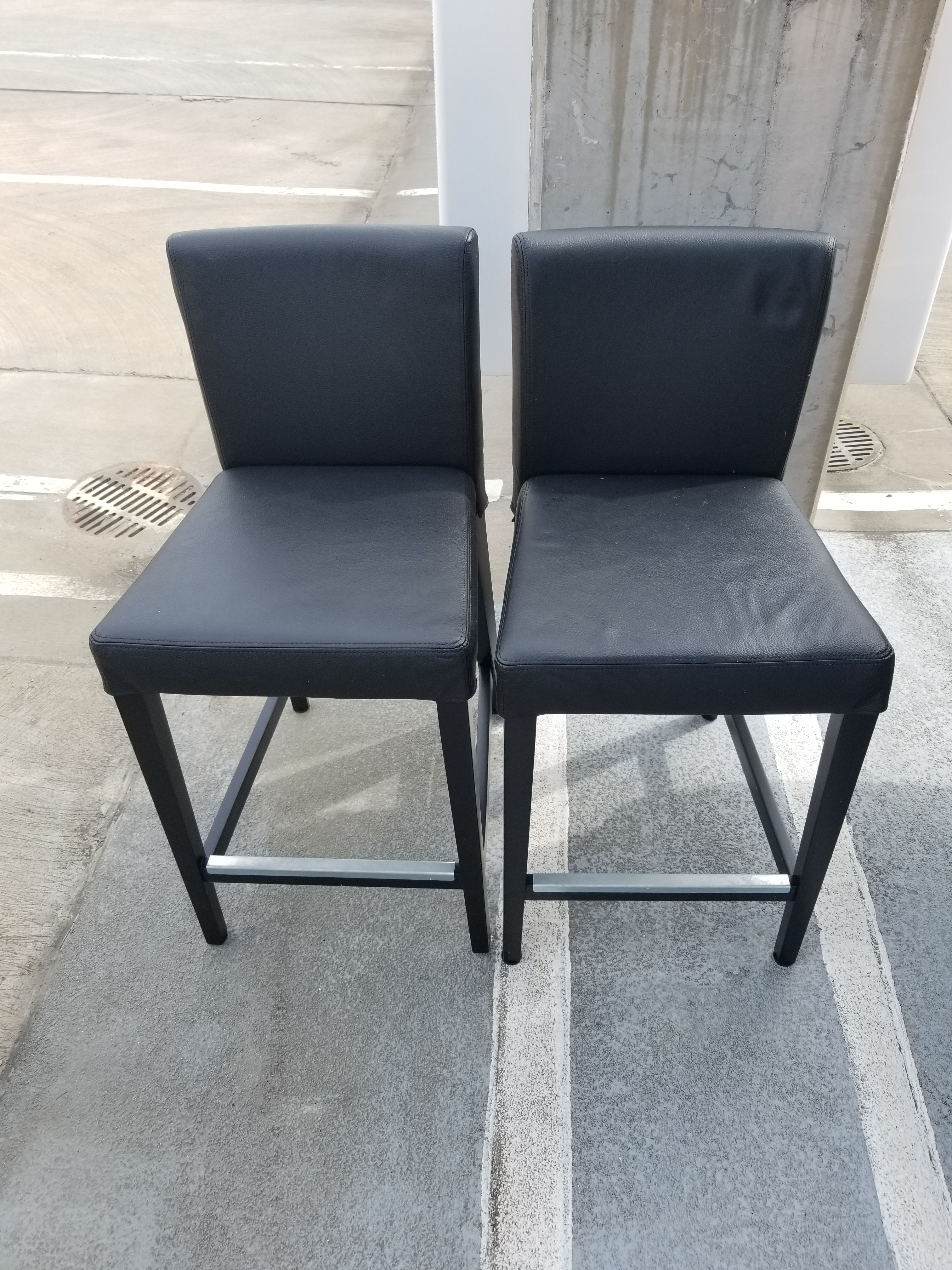 2 bar stool Ikea Henriksdal Bar Stool with backrest / Brown Black Frame / Black Leather