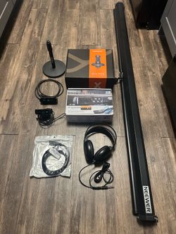 Complete 2 webcam Solo podcast setup
