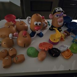 Potatoe Heads Mini Potatoes And Lots Of Accessories 