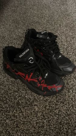 Balenciaga graffiti runners black