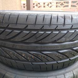 HANKOOK 255/35/ZR/20 BRAND NEW $125