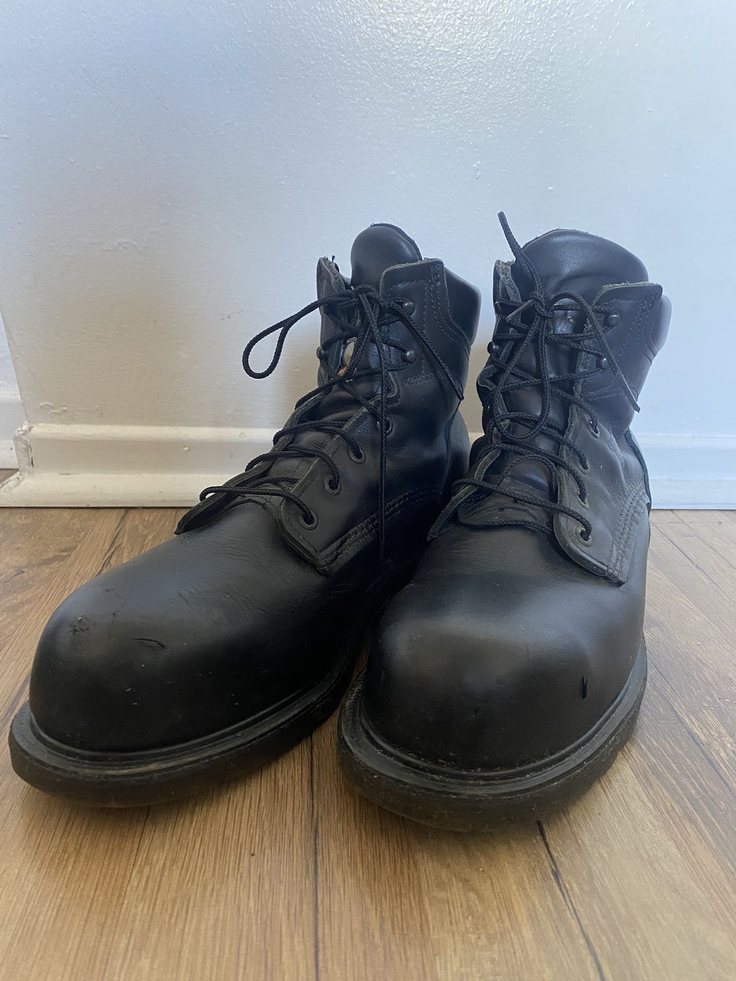 Red Wing Black Boots Size 11.5