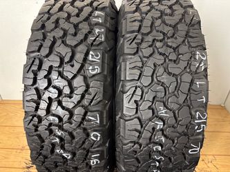 2 tires LT 215 70 16 BfGoodrich All terrain ta like new no repairs