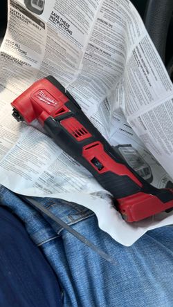 Milwaukee Multitool