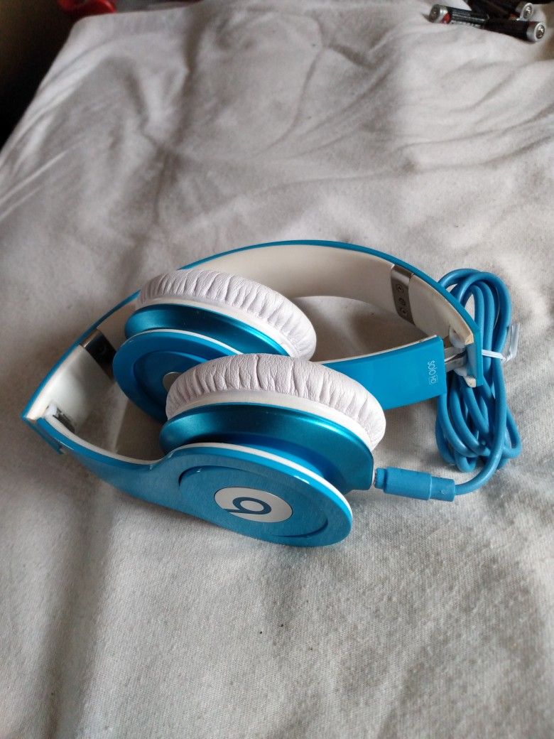 BEATS BY DR DRE HEADPHONES WIRED not Bluetooth