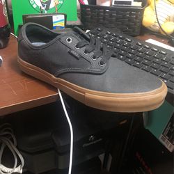 Black Gum Vans Size 8 Mens