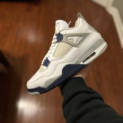 Jordan 4 Midnight Navy Sz 11 