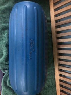 2 Taylor Made Products 1026 Big B Inflatable Vinyl Boat Fender with Center Rope Tube 8 inch x 20 Blue