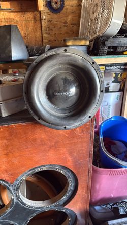 Sub And Sub Box With Amps 