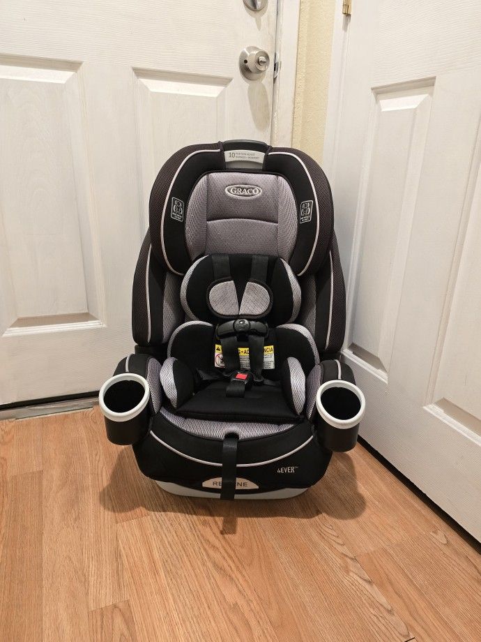 Graco 4Ever 4-in-1 Convertible Car Seat
