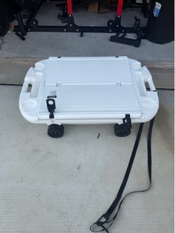 Floating Rolling Cooler with Wheels and Table NEW