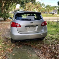 Nissan Rogue 2013,Private Owner,Clean Title,133000 Miles,kendall West Area