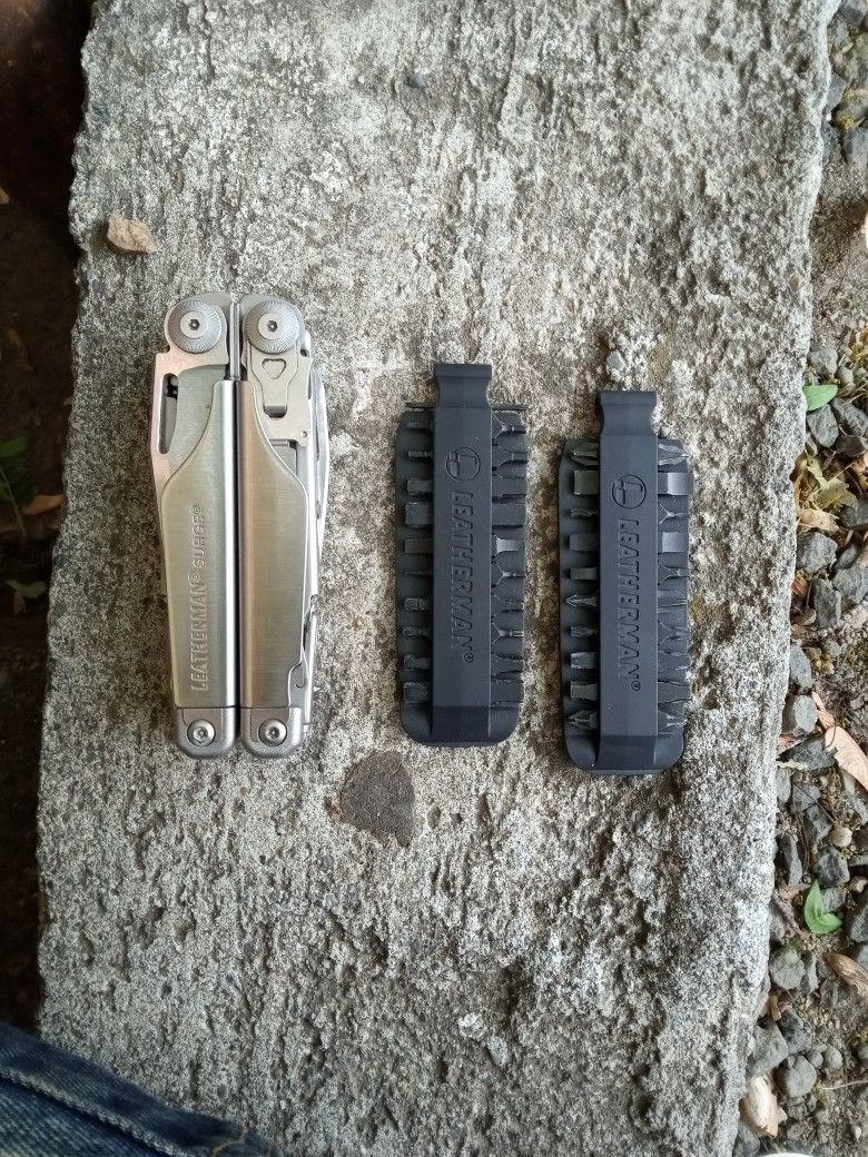 Leatherman Surge