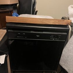 Whirlpool Dishwasher For Sale 125 (negotiable)