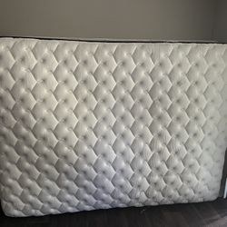Economical queen size mattress and base.