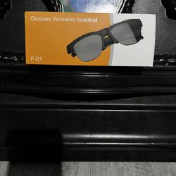 Wireless headset glasses