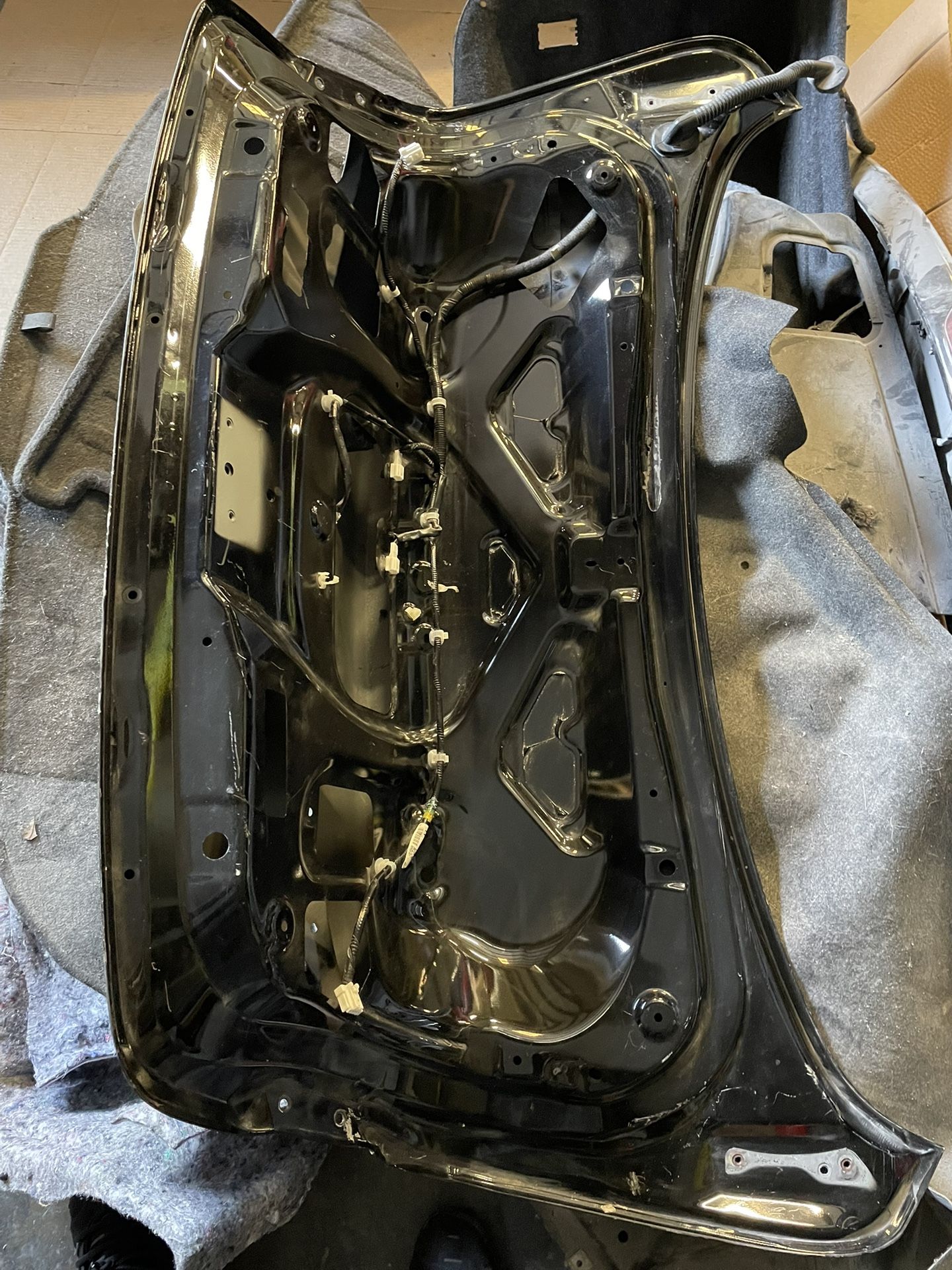 2014-17 Infiniti q50 trunk lid