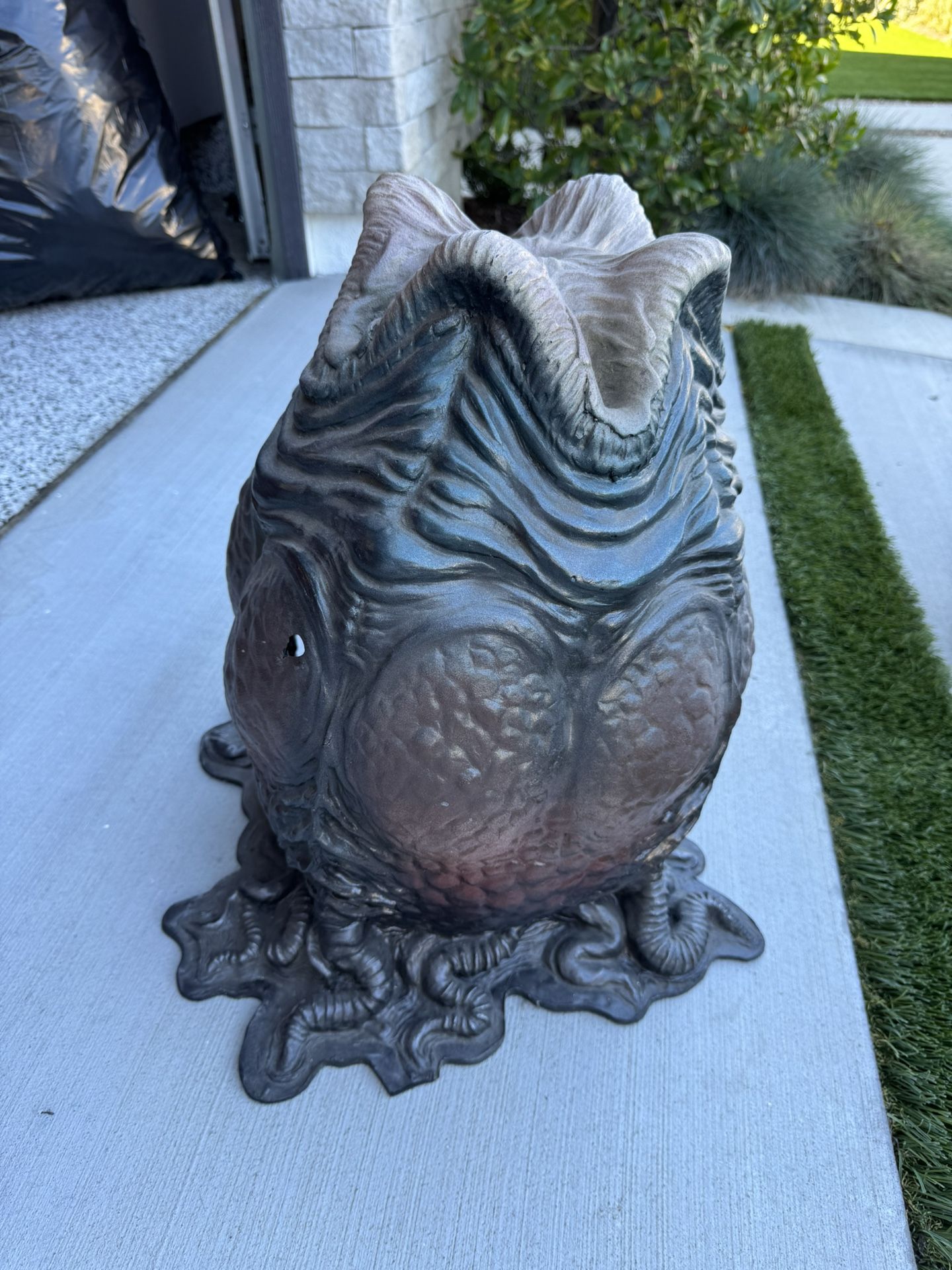 Large Alien Xenomorph Egg Rare