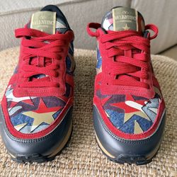 Valentino Rockrunner Camo Sneakers Red/Blue – Like New