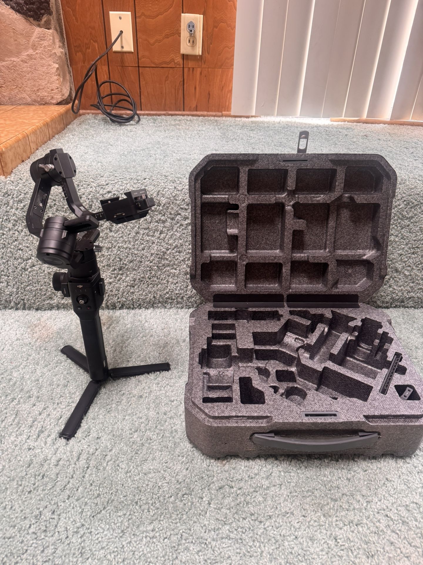 DJI ronin S Gimbal Stabilizer