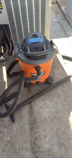 Ridgid Vacuum Wet/Dry