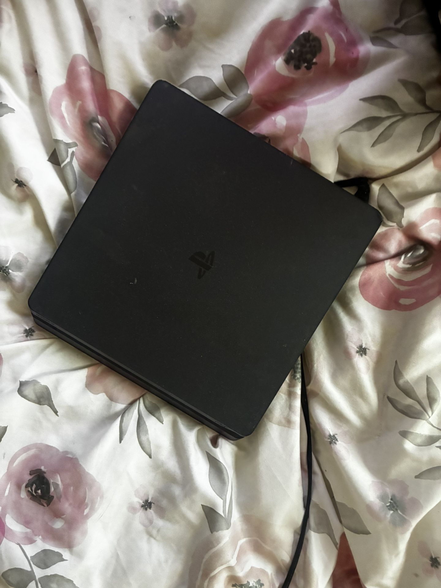 PS4 Slim
