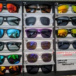 Oakleys Polarized Sunglasses