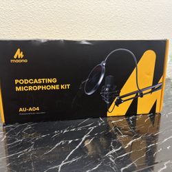 Podcast Microphone Kit