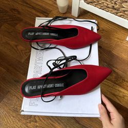 Flat Apartment Circle Red kitten heel sandals