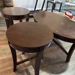 Coffee table with 2 corner tables