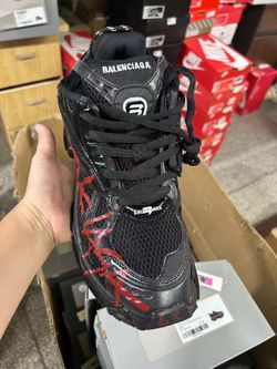 Balenciaga Runner Graffiti