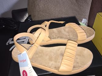 Cat &Jack Nude Sandals