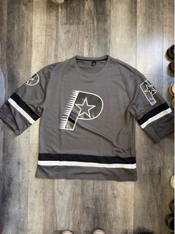 Graphic t shirt