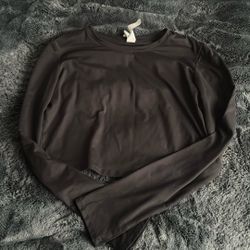 Alo long sleeve Crop Top