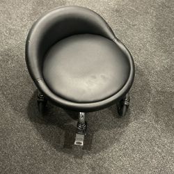 Small Rolling Kid Chair Color Black  