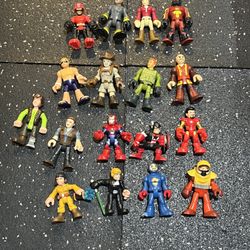 Imaginext lot of 17 figures Marvel Ironman Train your Dragon Jurassic World 